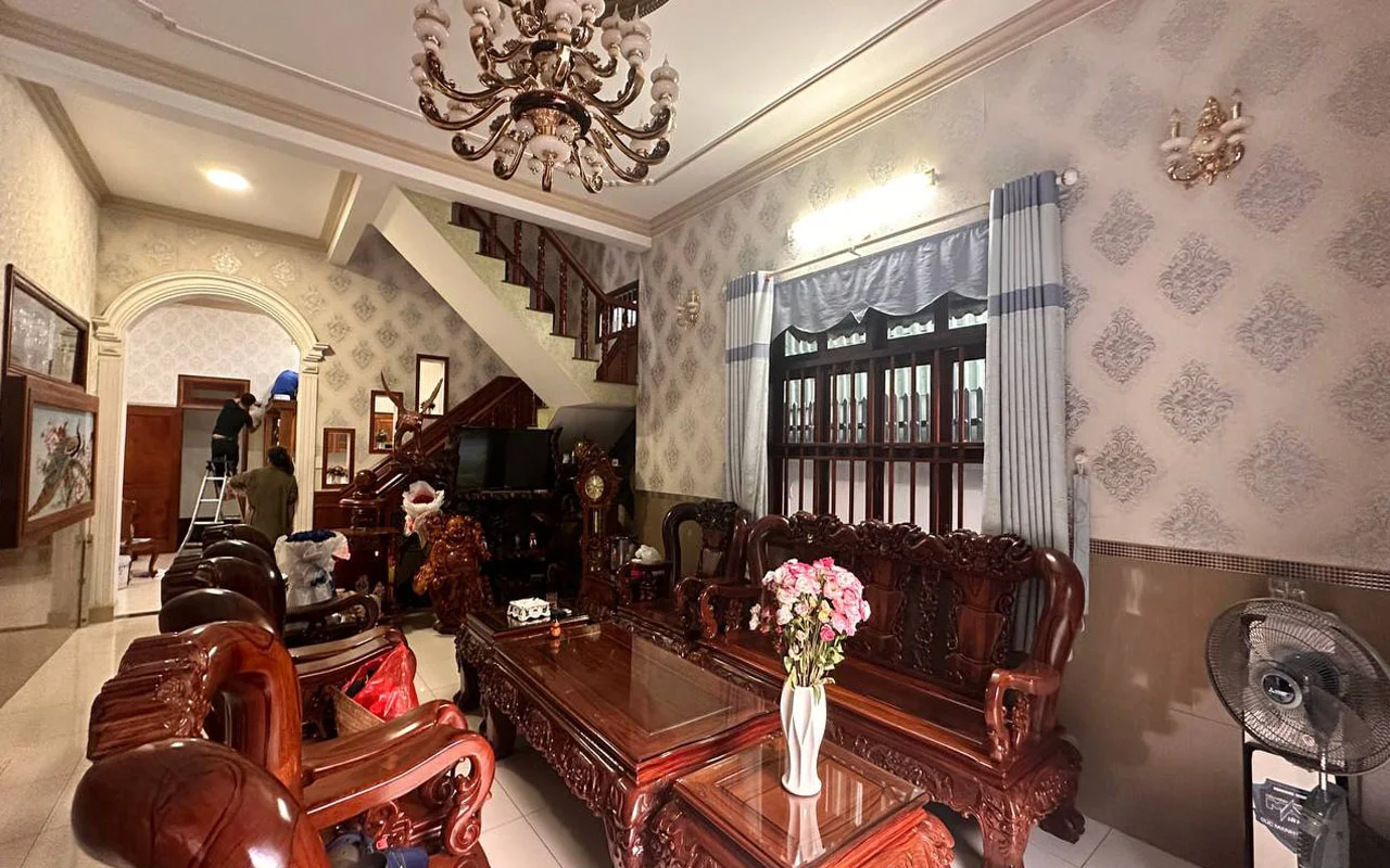 Giấy dán tường dĩ an