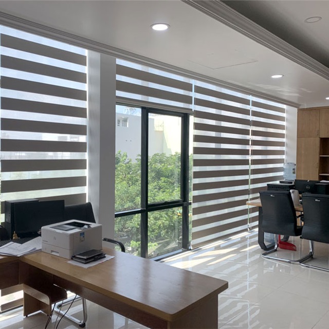 Nguyễn Gia Decor cung cấp dịch vụ thi công rèm cầu vồng uy tín đáng để gửi gắm niềm tin